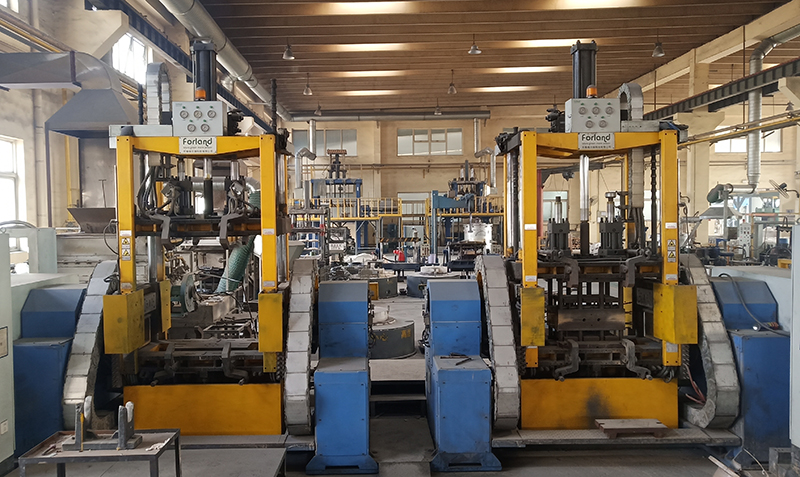 重力鑄造機(jī)